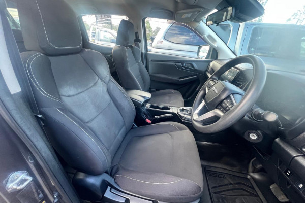 2020 MY21 Isuzu D-MAX RG SX High Ride Ute Image 24