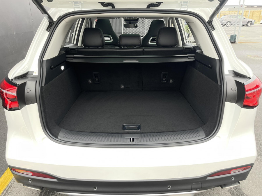 2025 MG HS Plug-in Hybrid Essence SUV Image 11