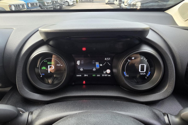 2023 Toyota Yaris Cross MXPB10R GX SUV Image 19