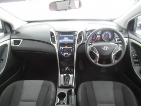 2016 Hyundai I30 GD4 SERIES II MY17 ACTIVE Hatchback