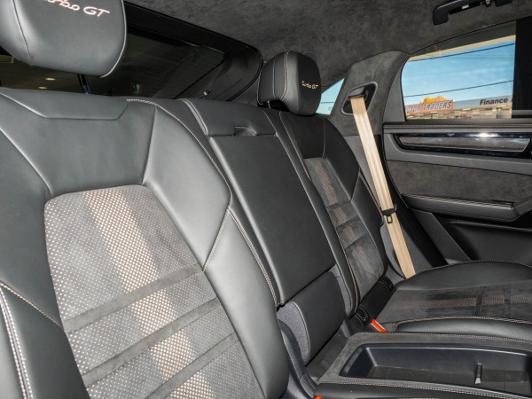 2022 Porsche Cayenne Turbo GT Coupe image 13