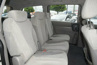 2010 MY11 Kia Grand Carnival VQ Si Wagon