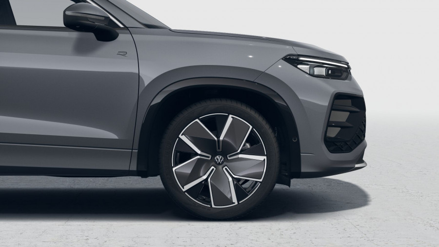 2025 Volkswagen Tayron R4 195TSI R-Line SUV Image 6