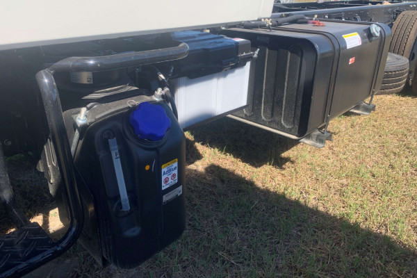 2026 Isuzu NPR Cab Chassis Image 19
