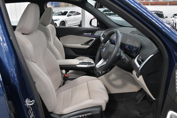 2022 BMW X1 U11 xDrive20i M Sport SUV image 6