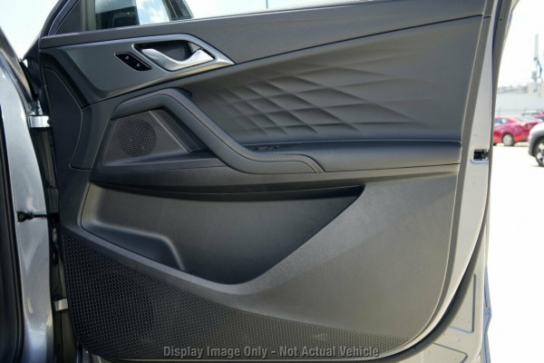 2025 MG HS AS33P Super Hybrid Excite SUV Image 9