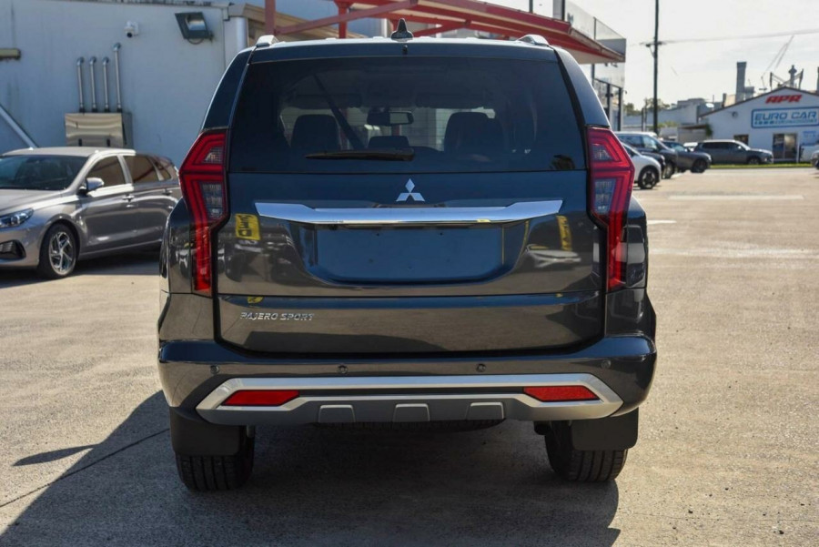 2021 Mitsubishi Pajero Sport QF GLS SUV Image 4