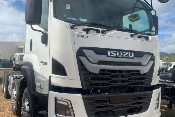 2026 Isuzu FYJ 320-355 AT R51 Cab Chassis Image 1