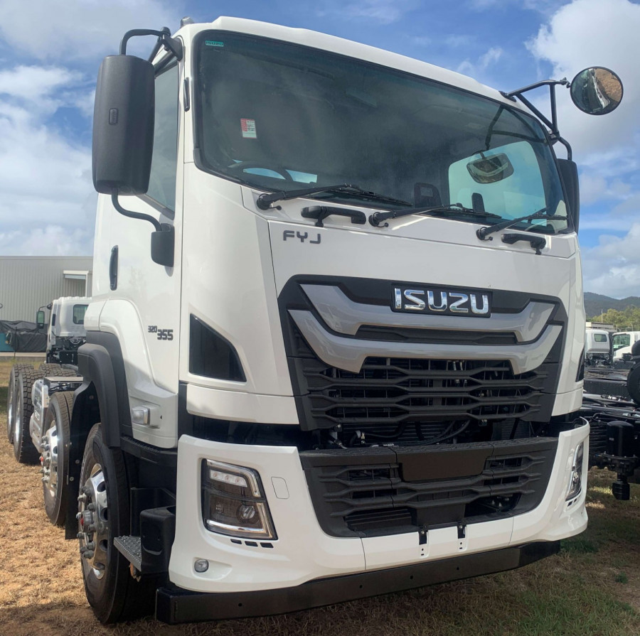 2026 Isuzu FYJ 320-355 AT R51 Cab Chassis Image 1