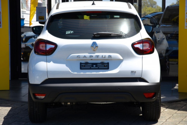 2018 Renault Captur J87 Zen Hatch Image 4