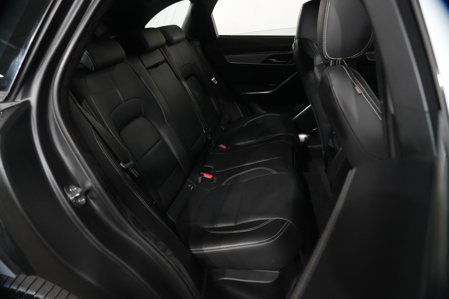 2021 Jaguar F-PACE R-Dynamic SE SUV Image 28