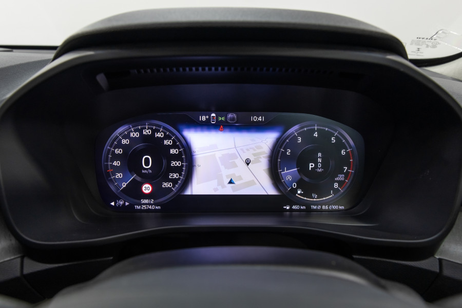 2022 Volvo XC40 T4 Inscription Petrol AWD SUV Image 12