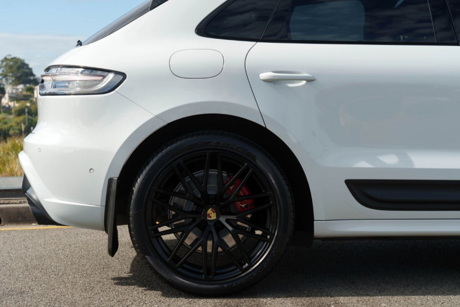 2021 Porsche Macan GTS SUV Image 9