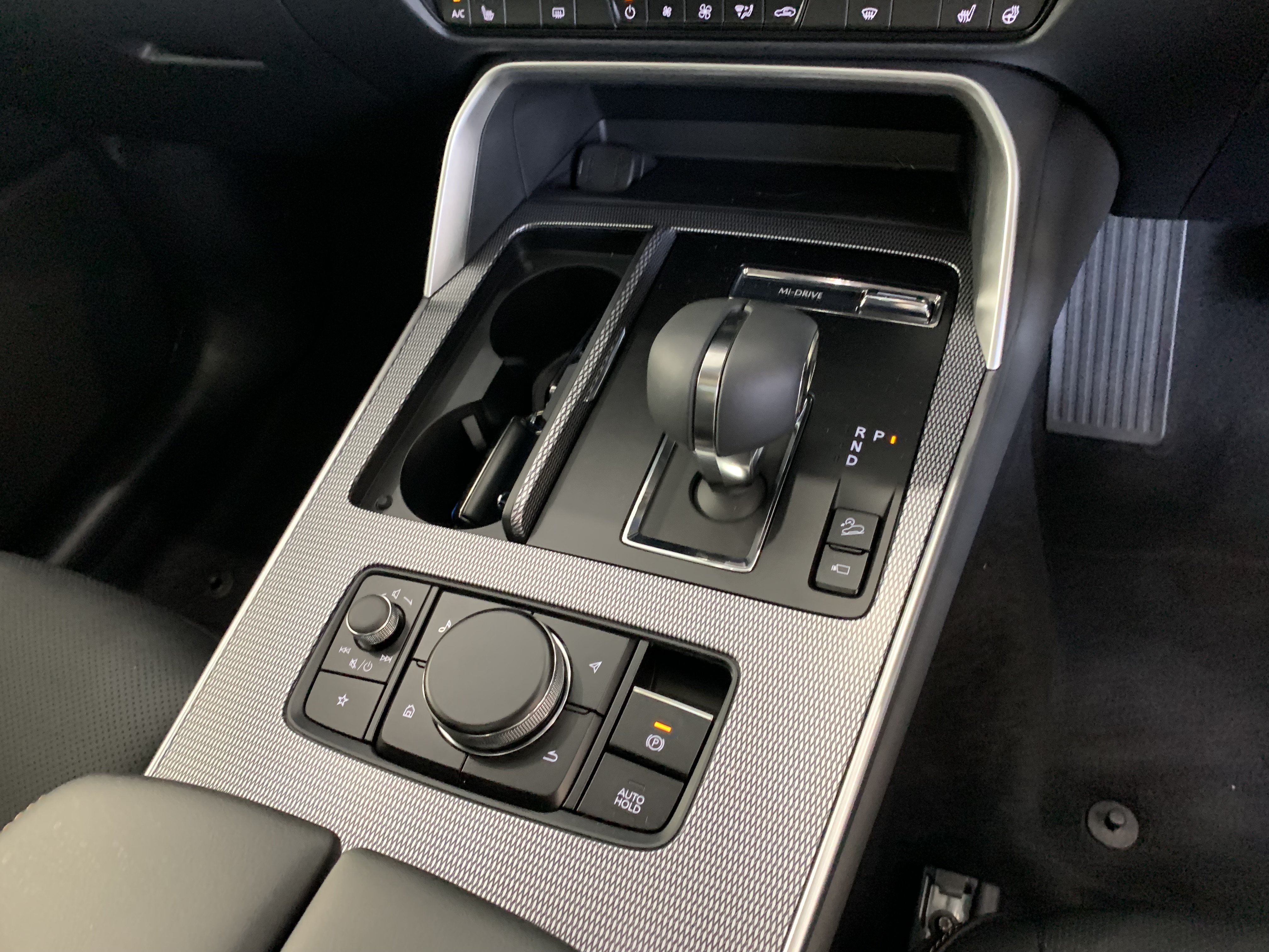 2024 Mazda CX-60 KH P50e GT SUV Image 30