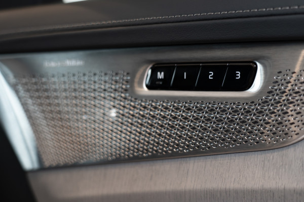 2025 MY26 Volvo XC90 L Series Ultra B5 Dark SUV image 22