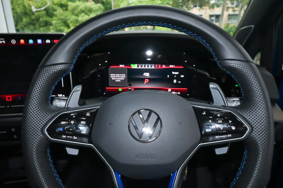 2025 Volkswagen Golf 8.5 R Hatch Image 12