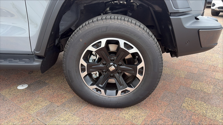 2026 GWM Tank 300 P01 Ultra Hi4-T PHEV SUV Image 10