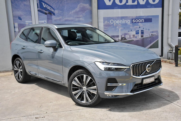 2023 Volvo XC60  Ultimate B5 Bright SUV