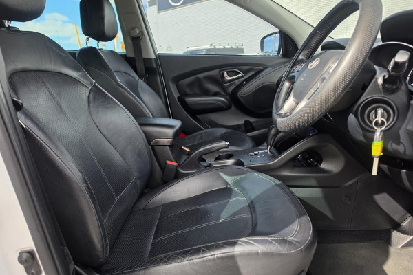 2015 Hyundai ix35 Series II SE SUV Image 19
