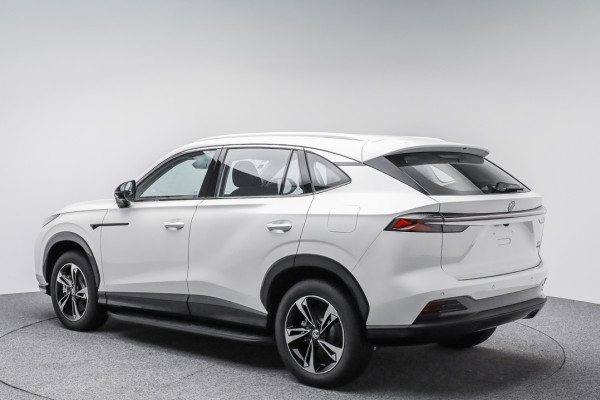 2026 MG HS Super Hybrid Excite SUV Image 5