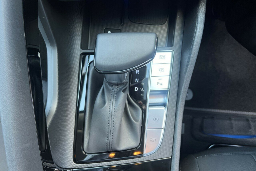 2025 Hyundai i30 CN7.V2  Sedan Image 13