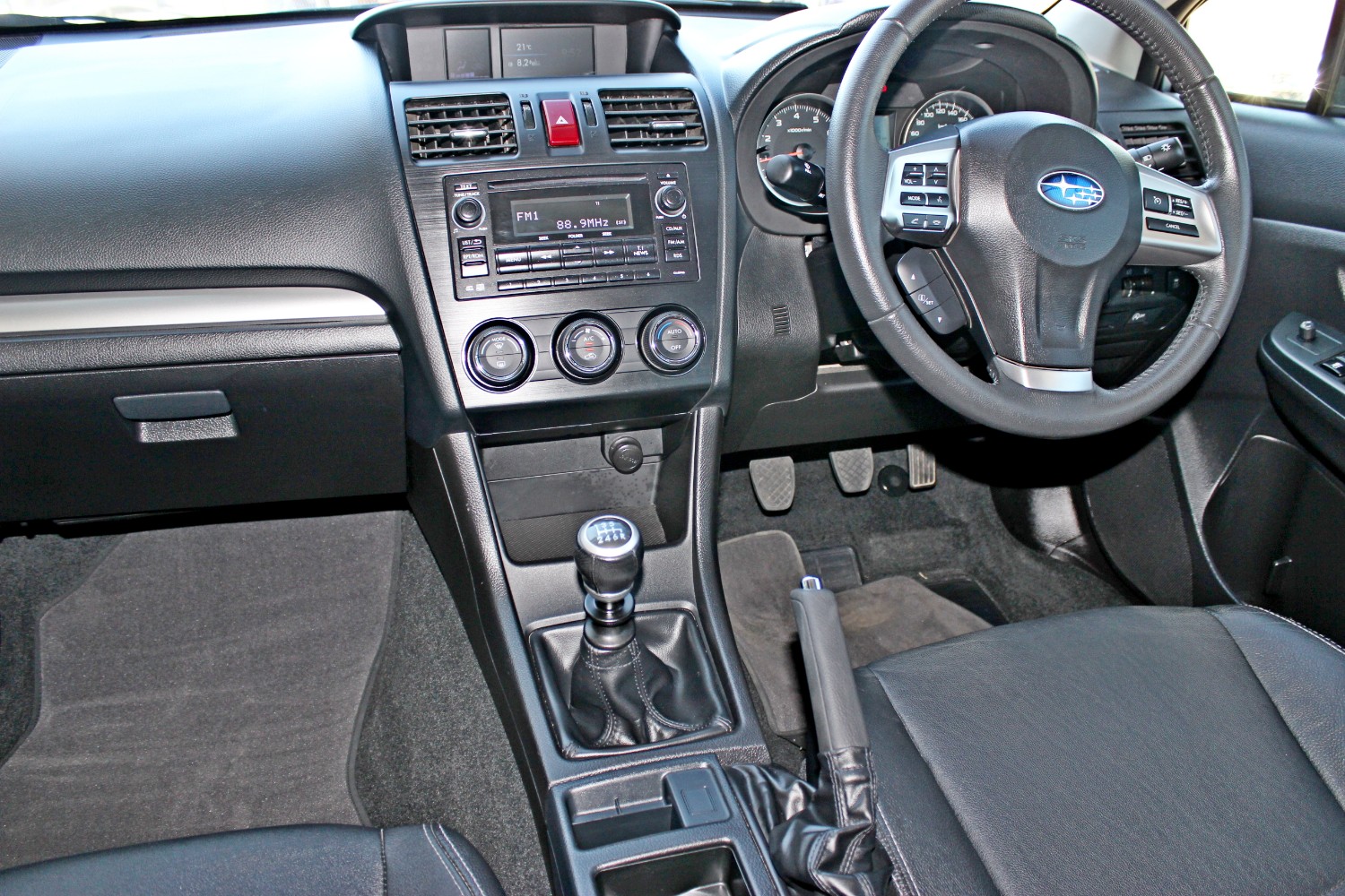 2014 Subaru Impreza G4  2.0i Sedan Image 11