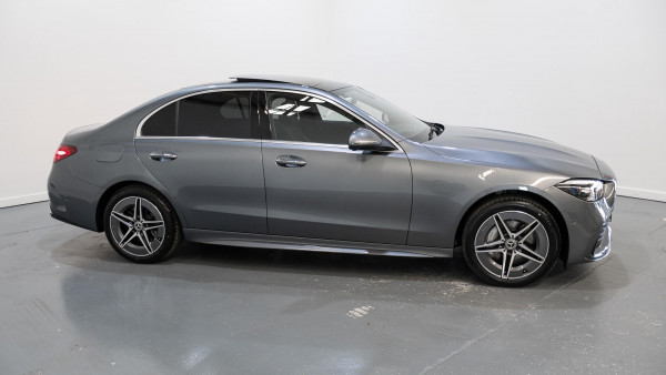 2026 Mercedes-Benz C-Class W206 C350 e Sedan image 3