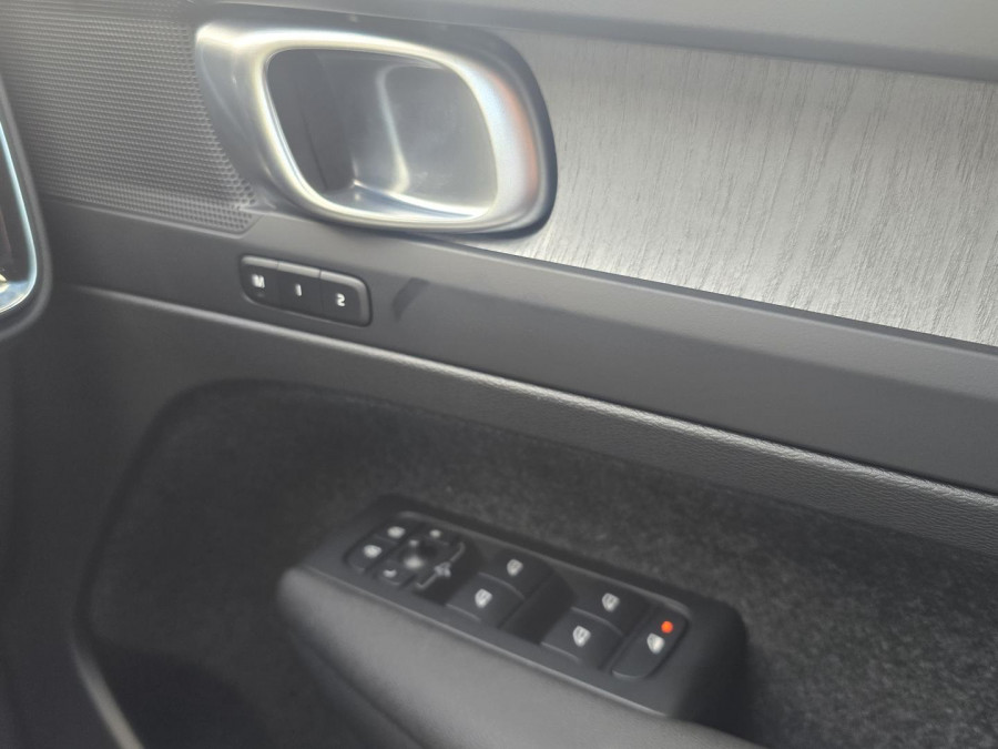 2026 Volvo XC40 XZ Plus B4 SUV Image 24