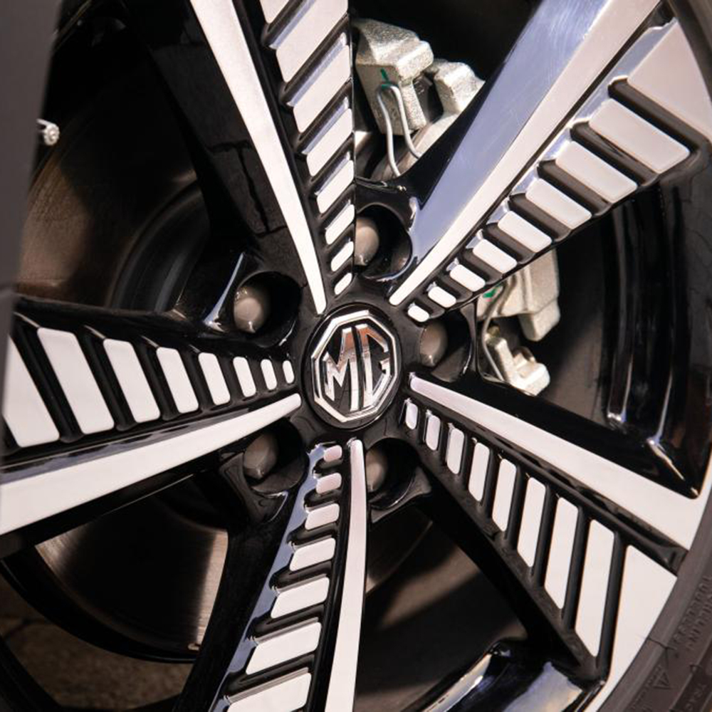 ZS EV Unique alloy wheels