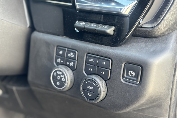2025 Chevrolet Silverado T1 1500 LTZ Premium W/Tech Pack Ute Image 23