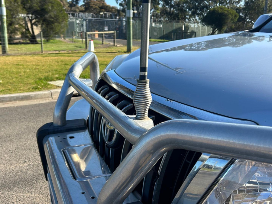 2014 Toyota LandCruiser Prado GDJ150R GXL SUV Image 16