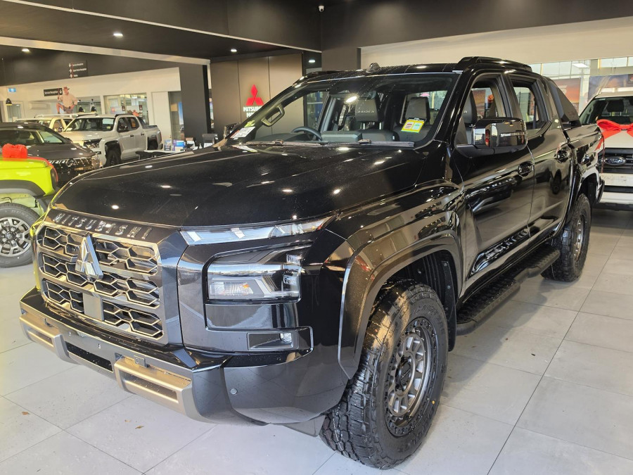 2026 Mitsubishi Triton MV Raider Ute Image 2