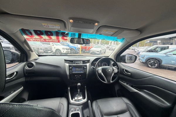 2018 Nissan Navara D23 Series 3 ST-X King Cab Pickup Image 14