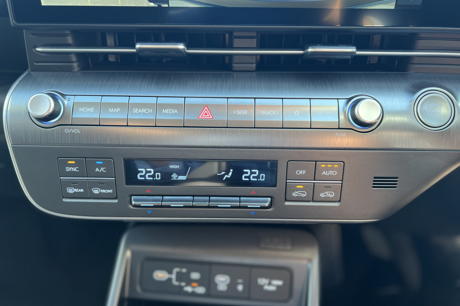 2025 Hyundai KONA SX2.V2 Hybrid Premium SUV Image 17