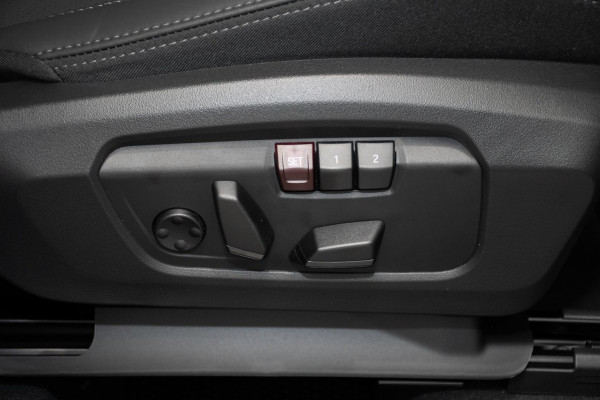 2026 MINI Countryman U25 C Favoured SUV image 19