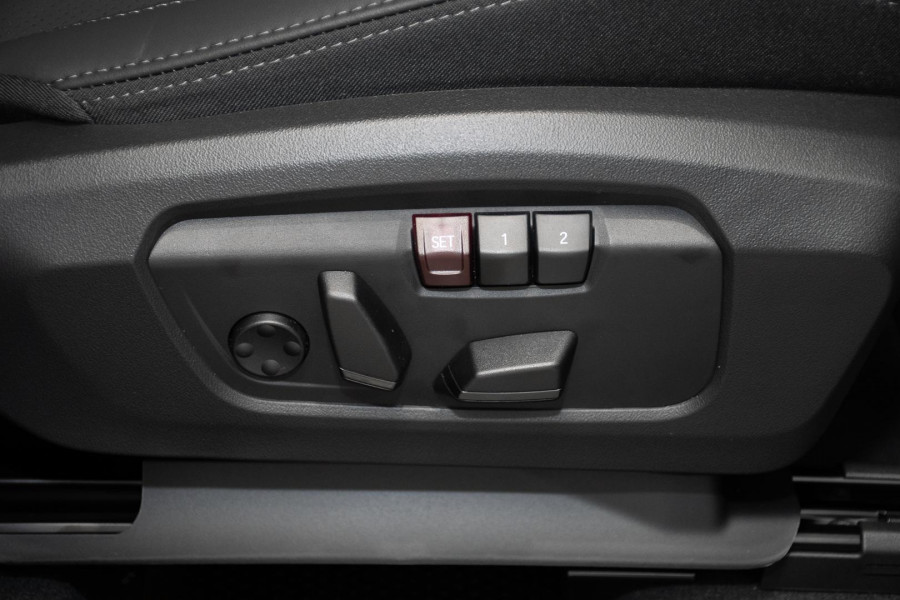 2026 MINI Countryman U25 C Favoured SUV