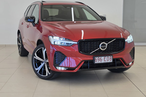 Volvo XC60 B6 R-Design UZ
