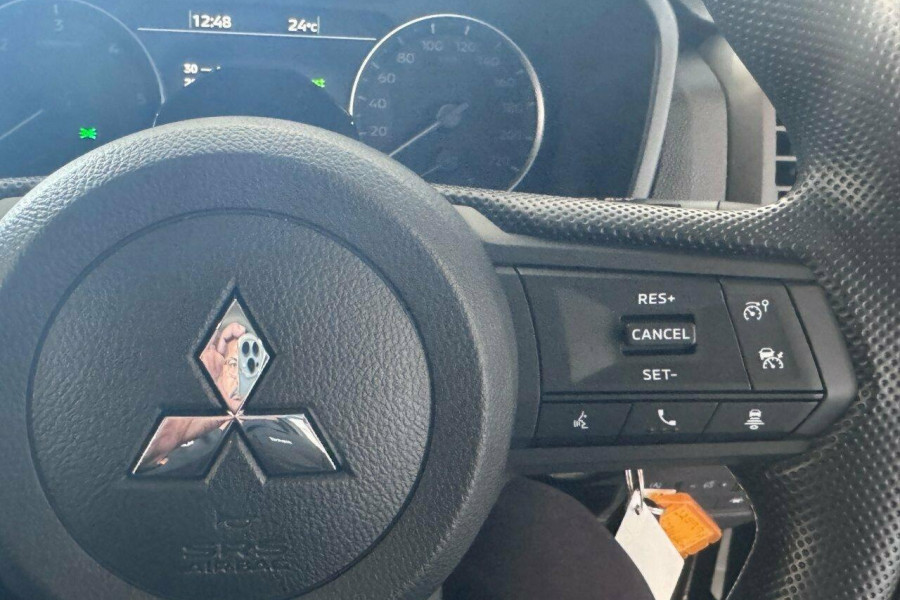 2025 Mitsubishi Triton MV  GLX+ Cab Chassis Image 22