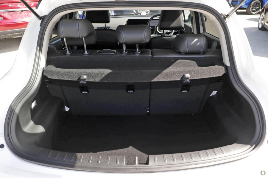 2025 GWM Ora ES11 Standard Range Hatch Image 11