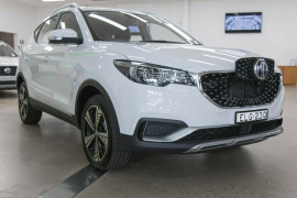 MG ZS EV Essence AZS1
