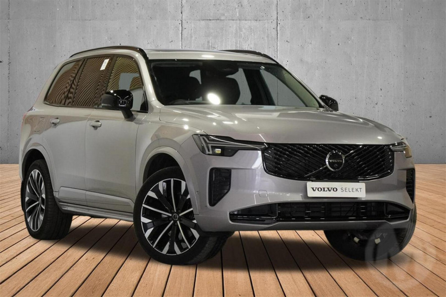2025 MY26 Volvo XC90 L Series Ultra B5 Dark SUV Image 1