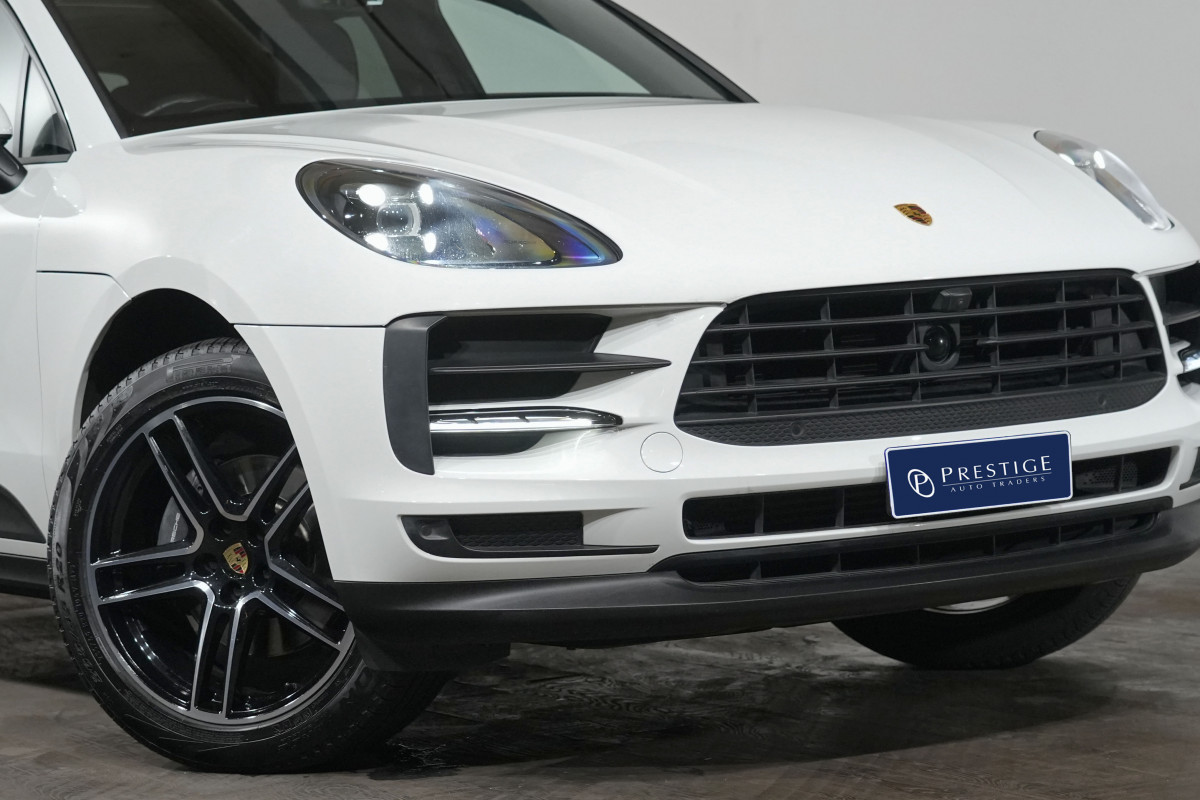 2021 Porsche Macan SUV
