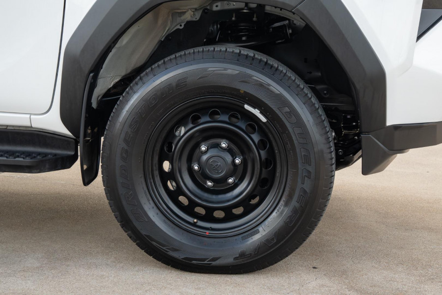 2025 Toyota HiLux GUN126R SR 48V Ute Image 24