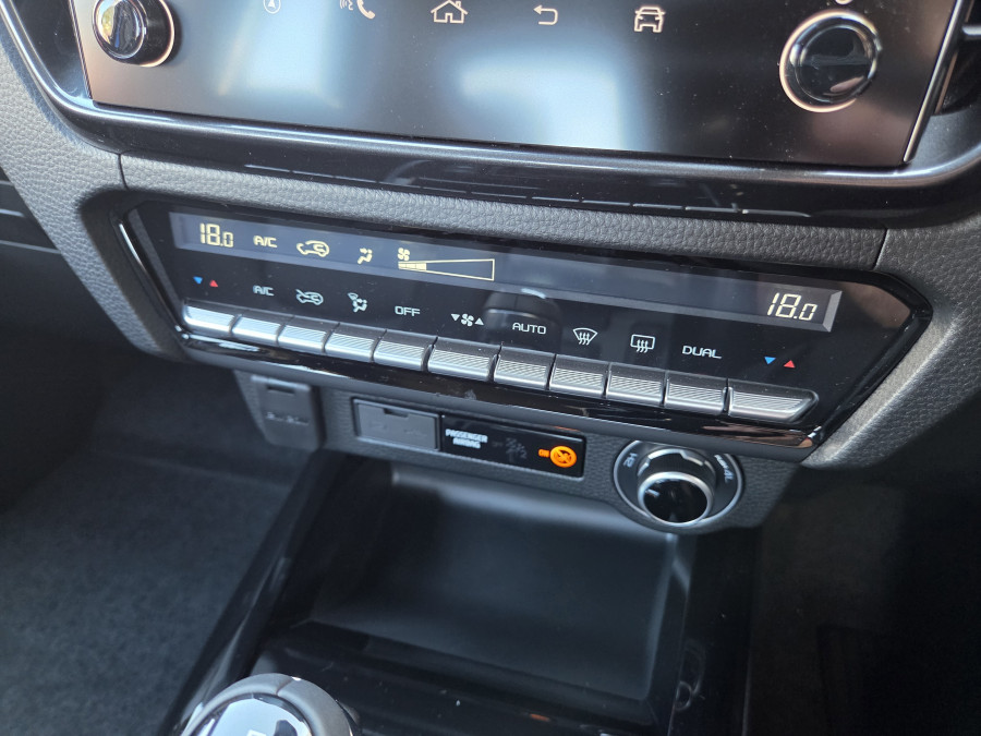 2026 Isuzu D-MAX RG X-TERRAIN Ute Image 15