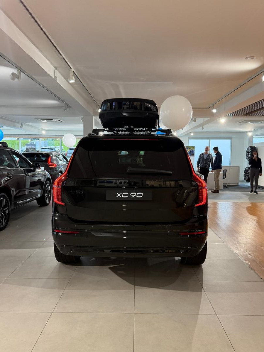 2026 Volvo XC90 L Series Black Edition SUV Image 6