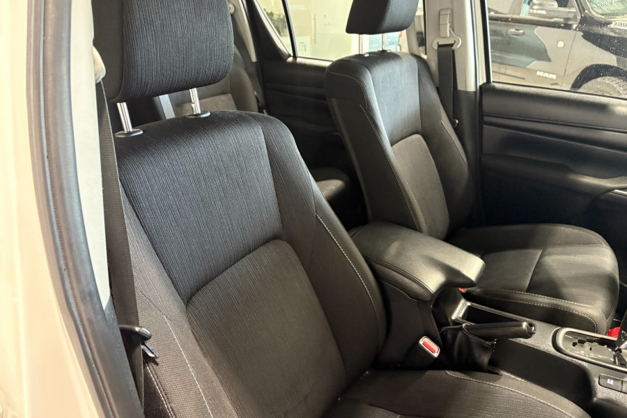 2020 Toyota HiLux  SR Dual Cab Ute Image 21