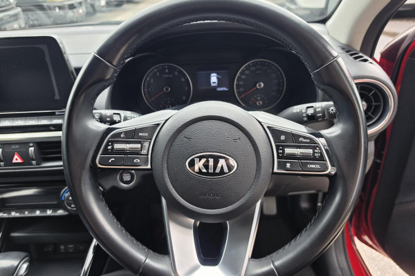 2020 MY1  Kia Cerato BD Sport+ Hatch Image 16