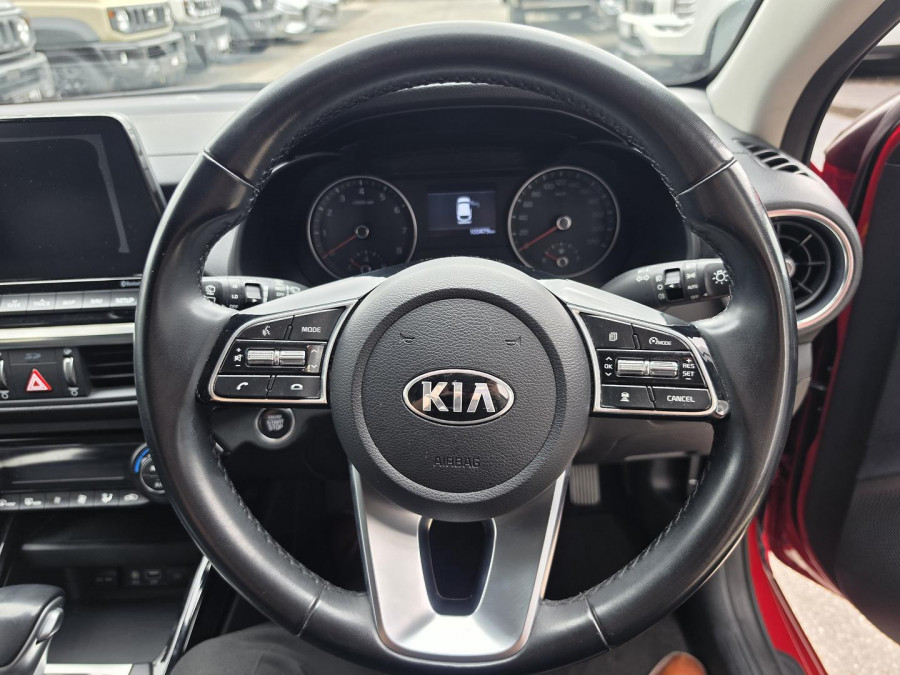 2020 MY1  Kia Cerato BD Sport+ Hatch Image 16
