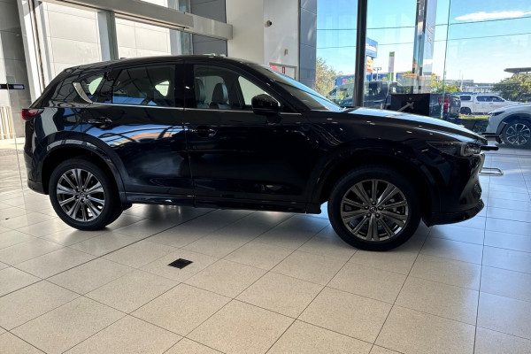 2025 MY24 Mazda CX-5 KF Series G35 Akera SUV