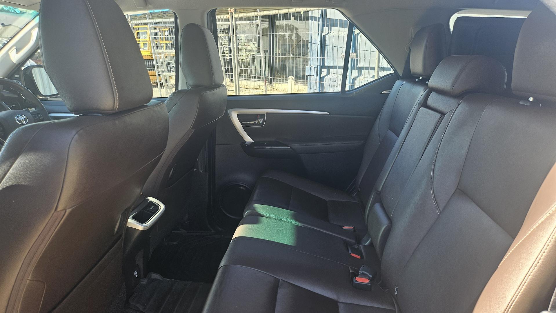 2017 Toyota Fortuner GUN156R Crusade SUV Image 11